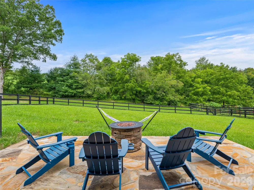 258 Mavrick Drive #26R Mills River, NC 28759