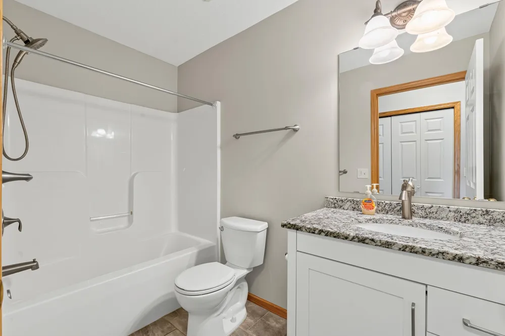4528 Prairie View Place NW Rochester, MN 55901