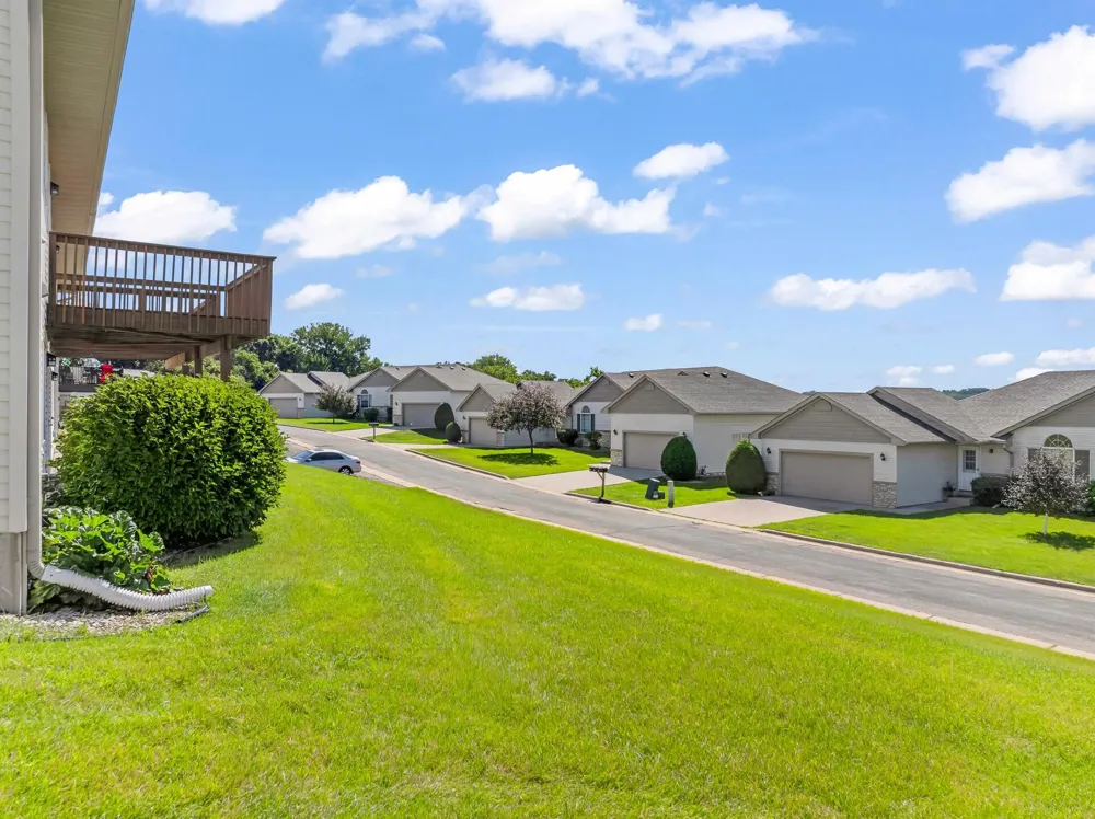 4528 Prairie View Place NW Rochester, MN 55901