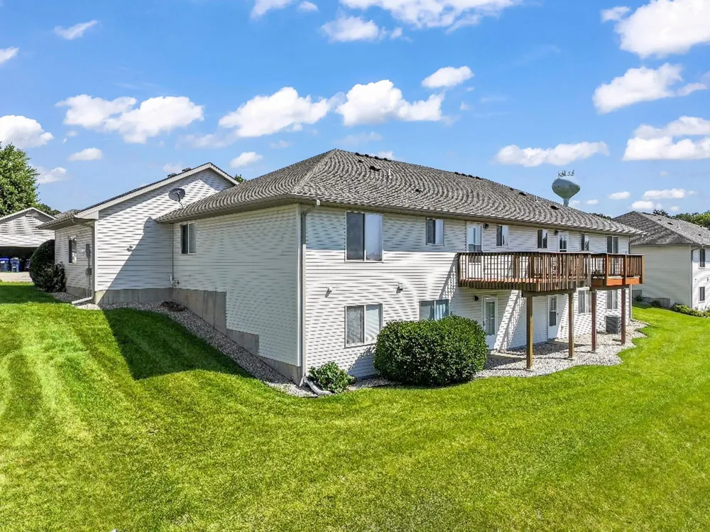 4528 Prairie View Place NW Rochester, MN 55901