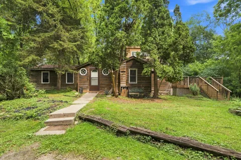15320 Highwood Drive