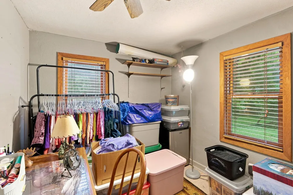 15320 Highwood Drive Minnetonka, MN 55345