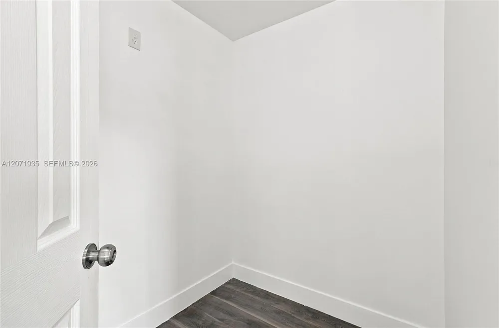 10140 Royal Palm Blvd #402-B Coral Springs, FL 33065