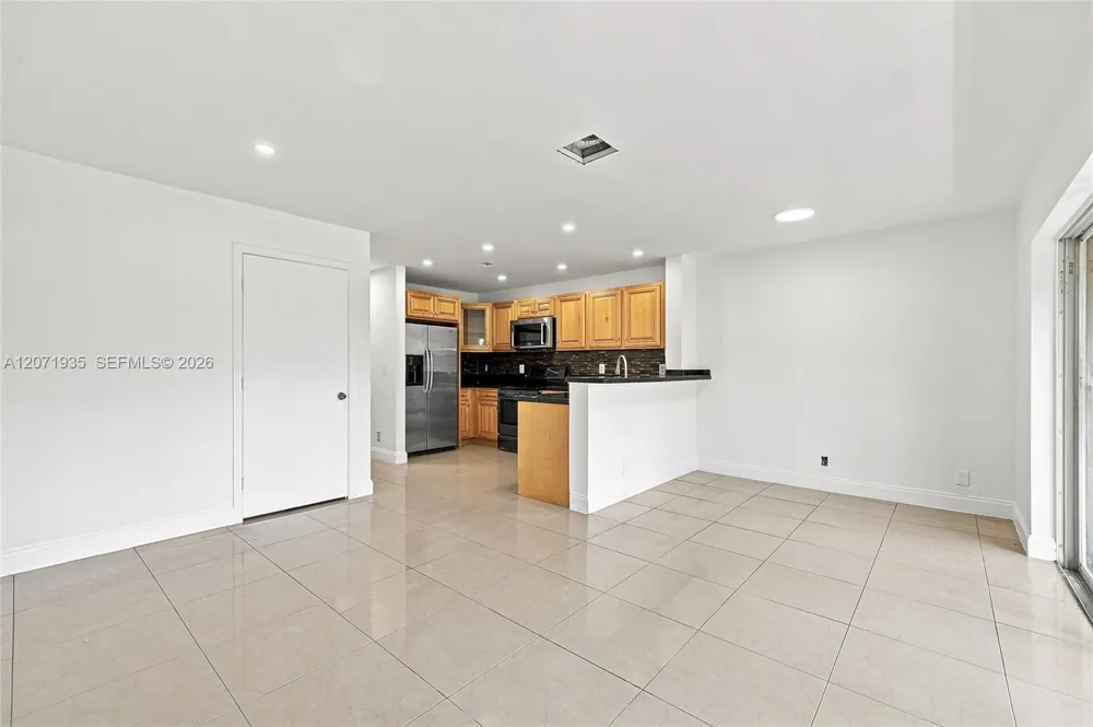 10140 Royal Palm Blvd #402-B Coral Springs, FL 33065