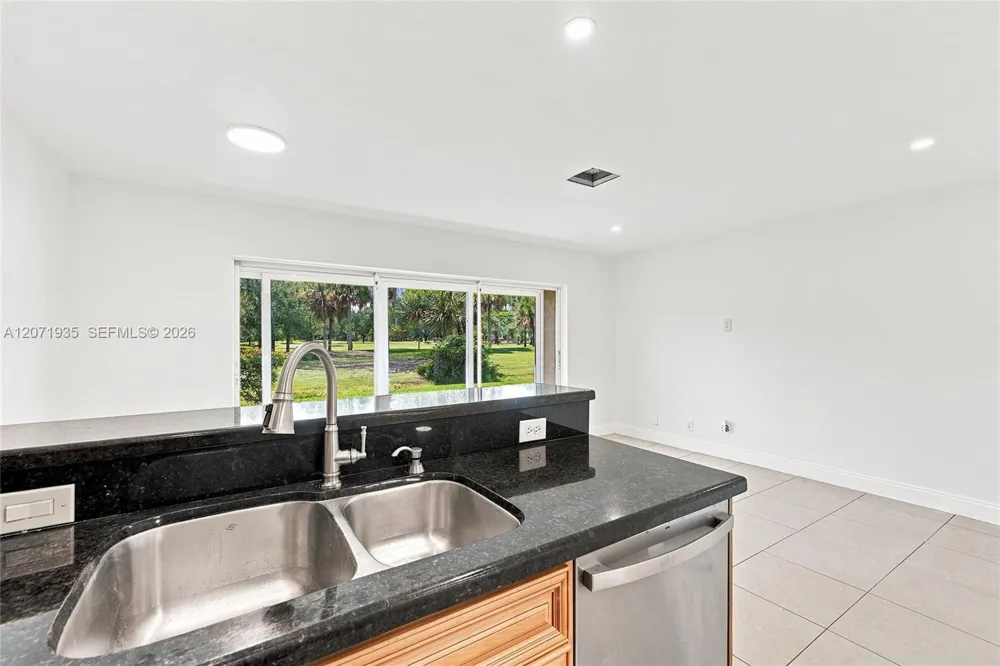 10140 Royal Palm Blvd #402-B Coral Springs, FL 33065