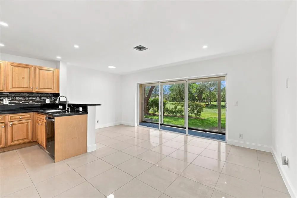 10140 Royal Palm Blvd #402-B Coral Springs, FL 33065