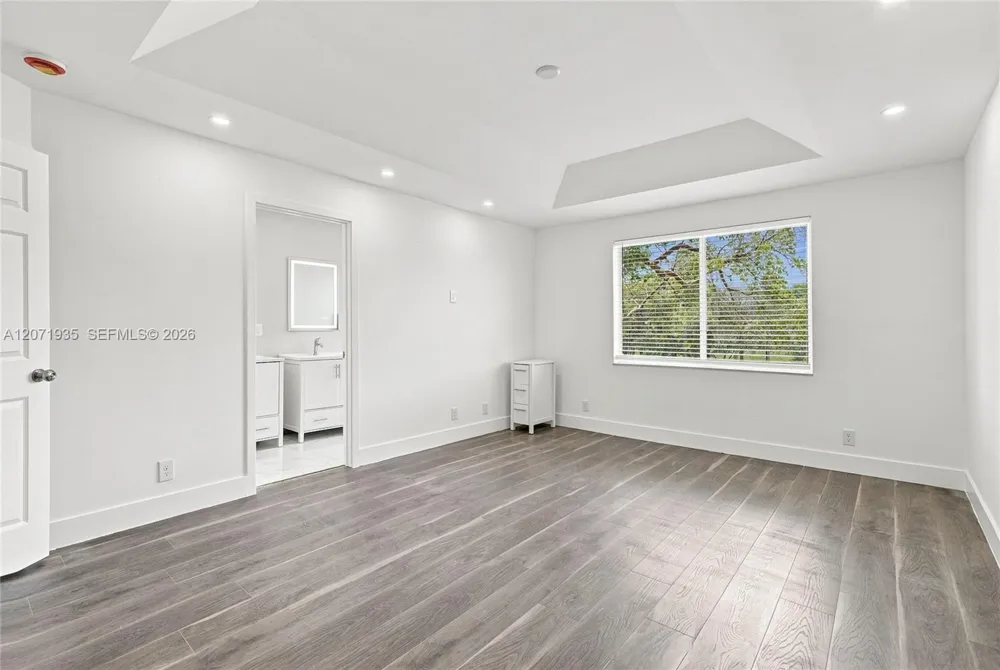 10140 Royal Palm Blvd #402-B Coral Springs, FL 33065