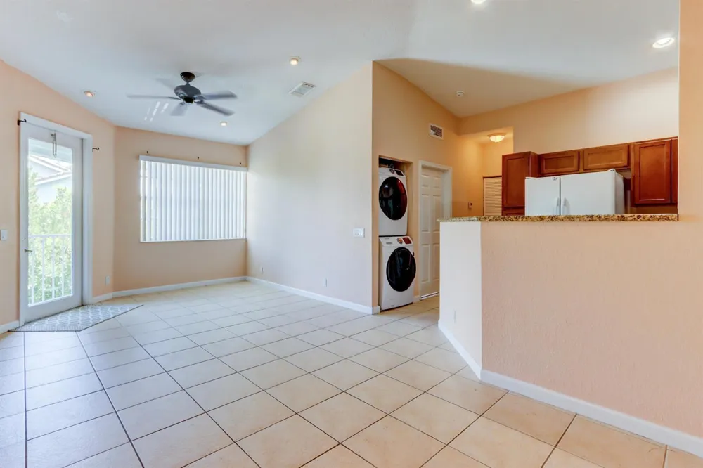 3061 LAUREL RIDGE CIRCLE Riviera Beach, FL 33404