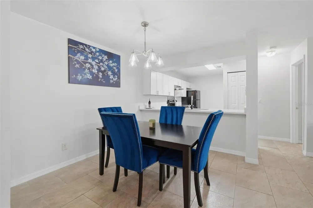 648 KENWICK CIRCLE #102 Casselberry, FL 32707
