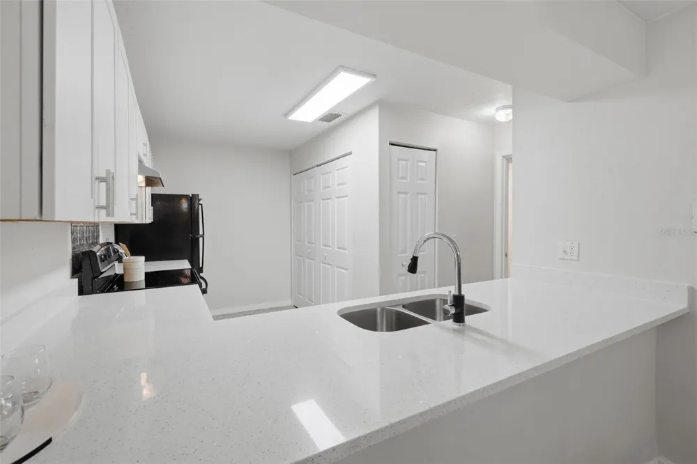 648 KENWICK CIRCLE #102 Casselberry, FL 32707