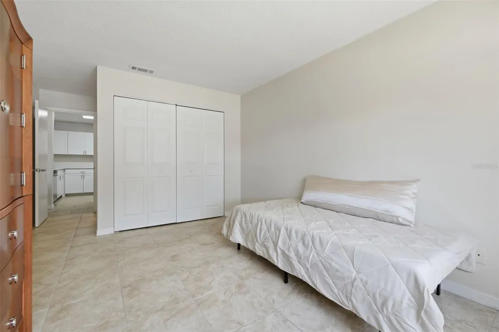 648 KENWICK CIRCLE #102 Casselberry, FL 32707