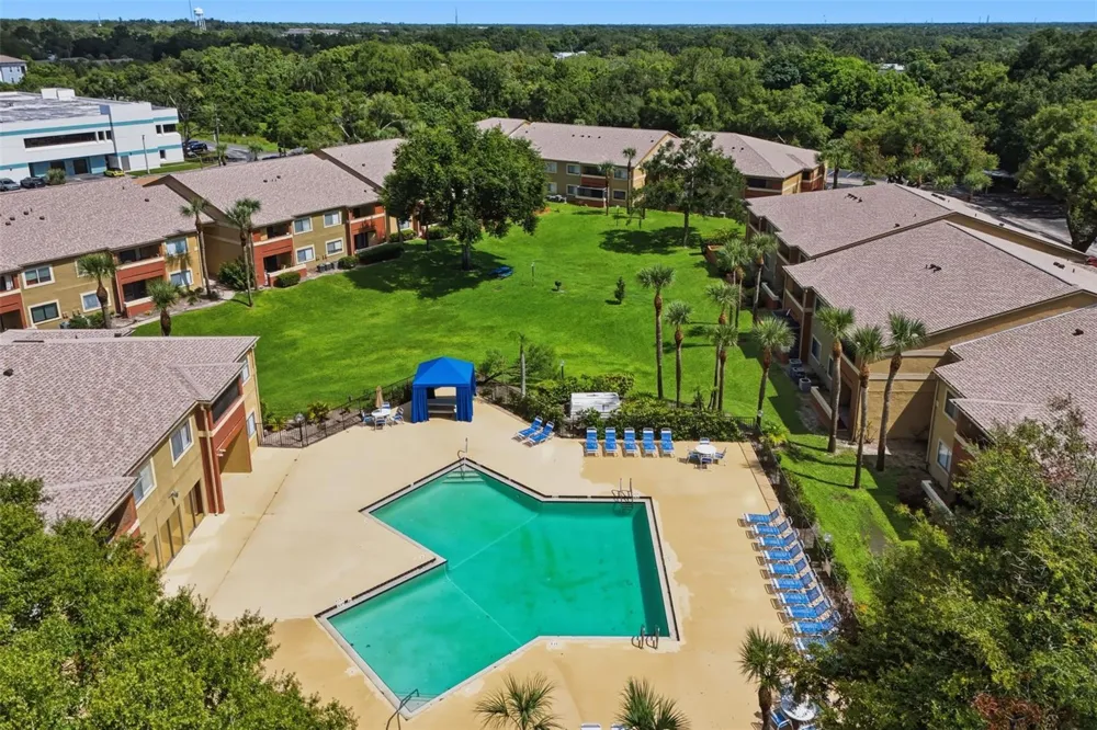 648 KENWICK CIRCLE #102 Casselberry, FL 32707