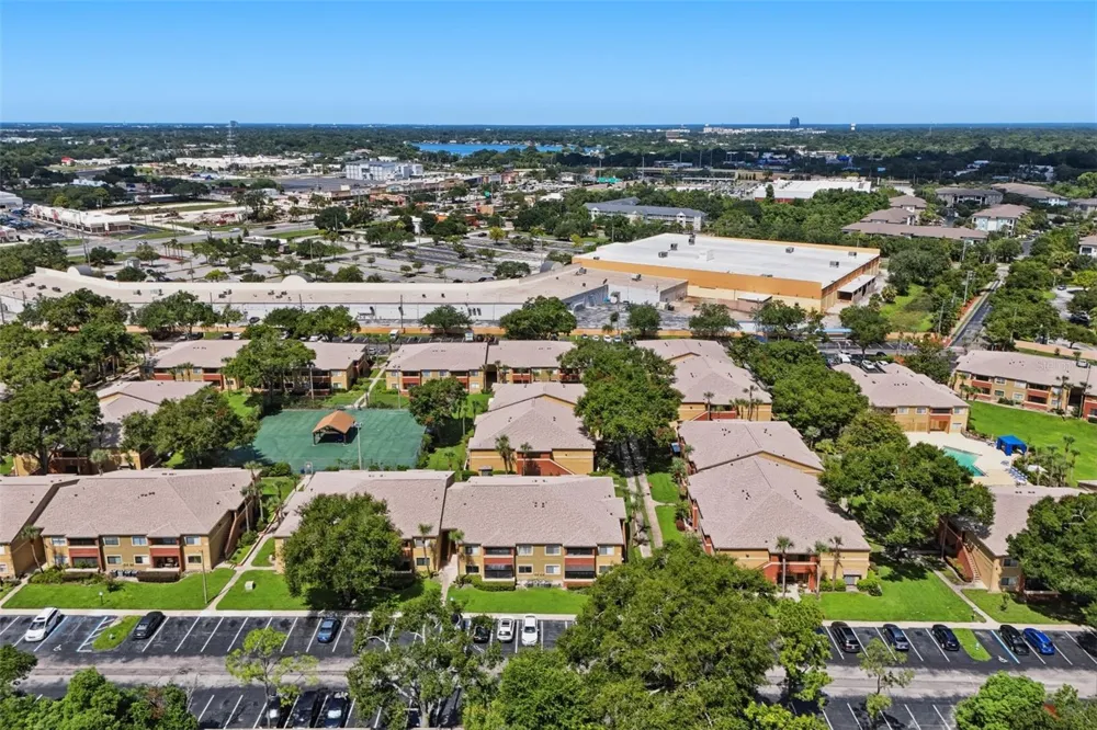 648 KENWICK CIRCLE #102 Casselberry, FL 32707
