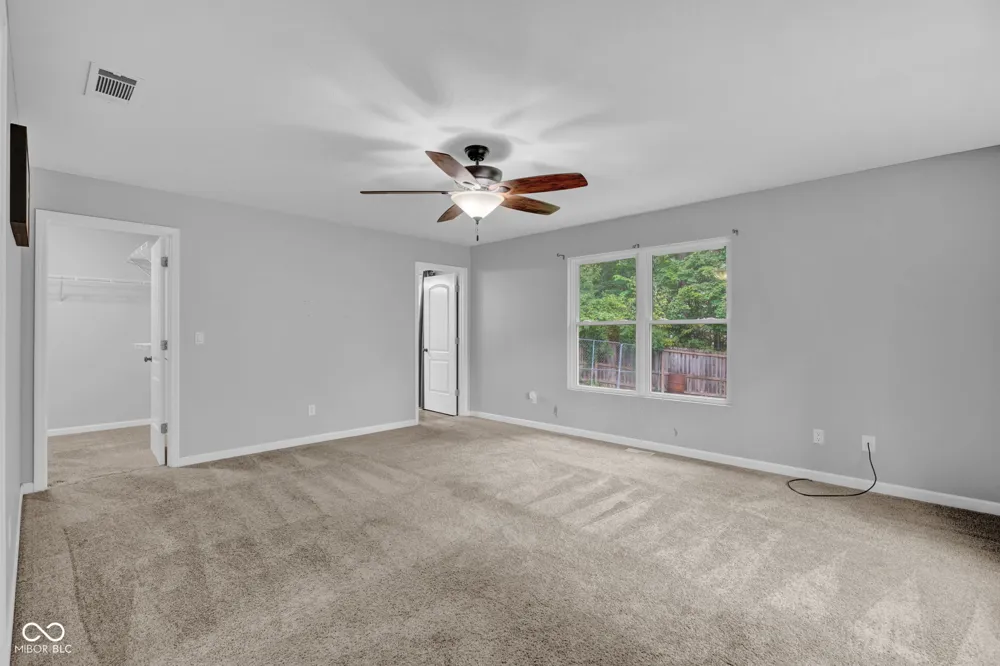 19514 E Lake Site Drive Hope, IN 47246