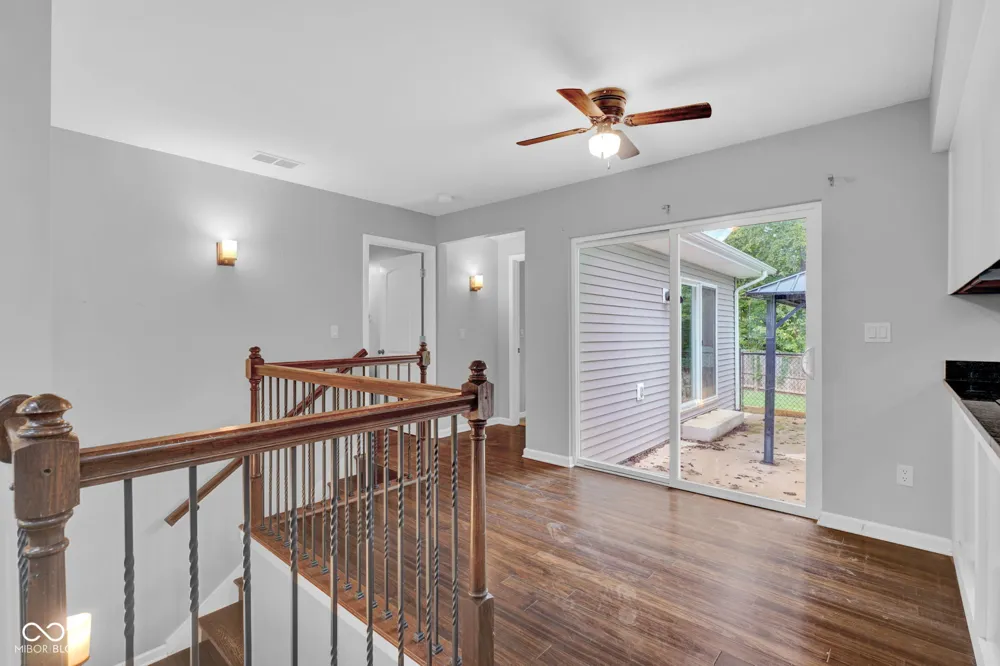 19514 E Lake Site Drive Hope, IN 47246