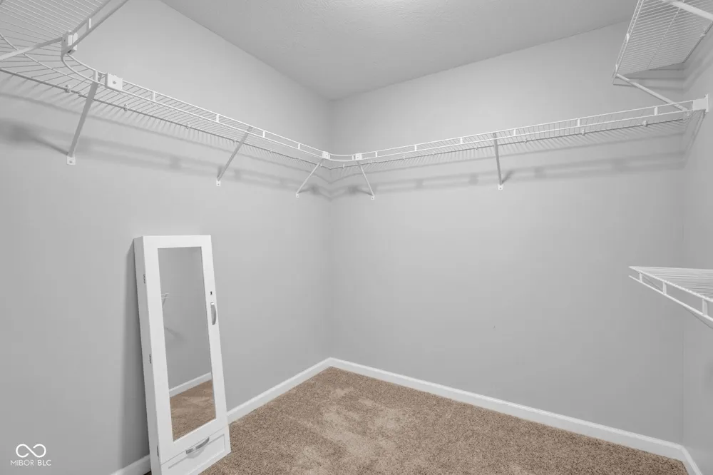 19514 E Lake Site Drive Hope, IN 47246