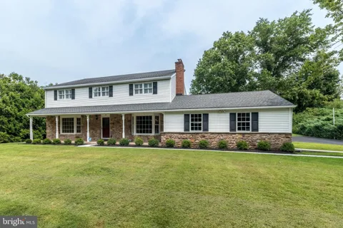 38 CHESTNUT VALLEY DRIVE