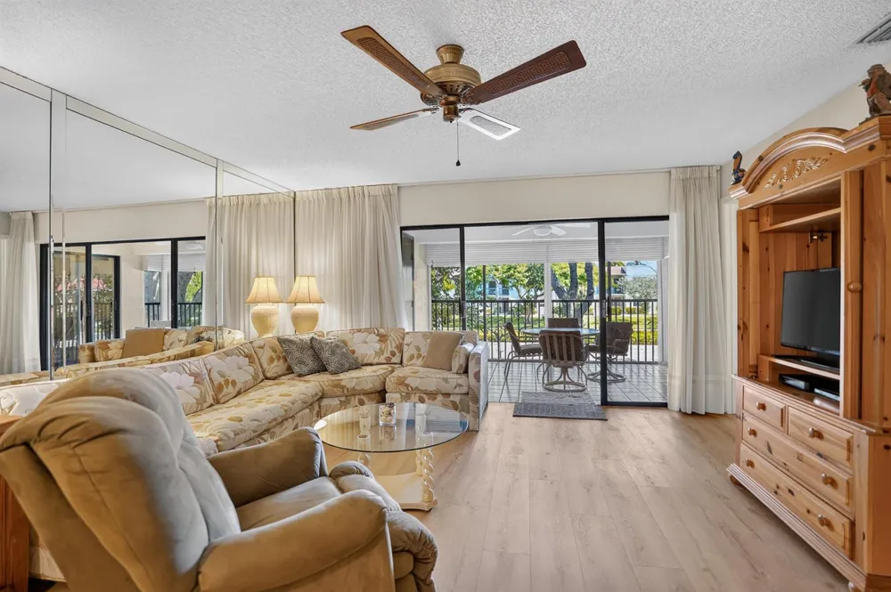 65 PELICAN POINTE DRIVE #2030 Delray Beach, FL 33483