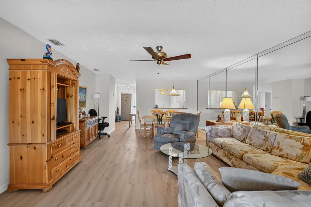 65 PELICAN POINTE DRIVE #2030 Delray Beach, FL 33483