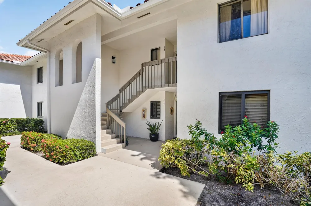 65 PELICAN POINTE DRIVE #2030 Delray Beach, FL 33483