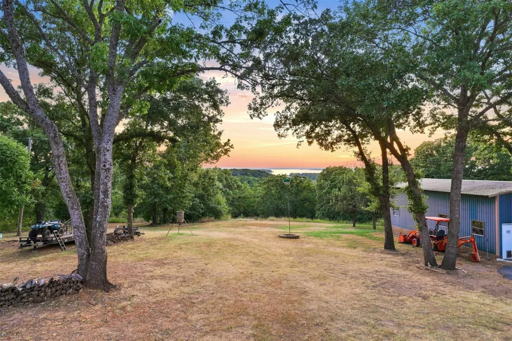 171 Woods Road Mead, OK 73449