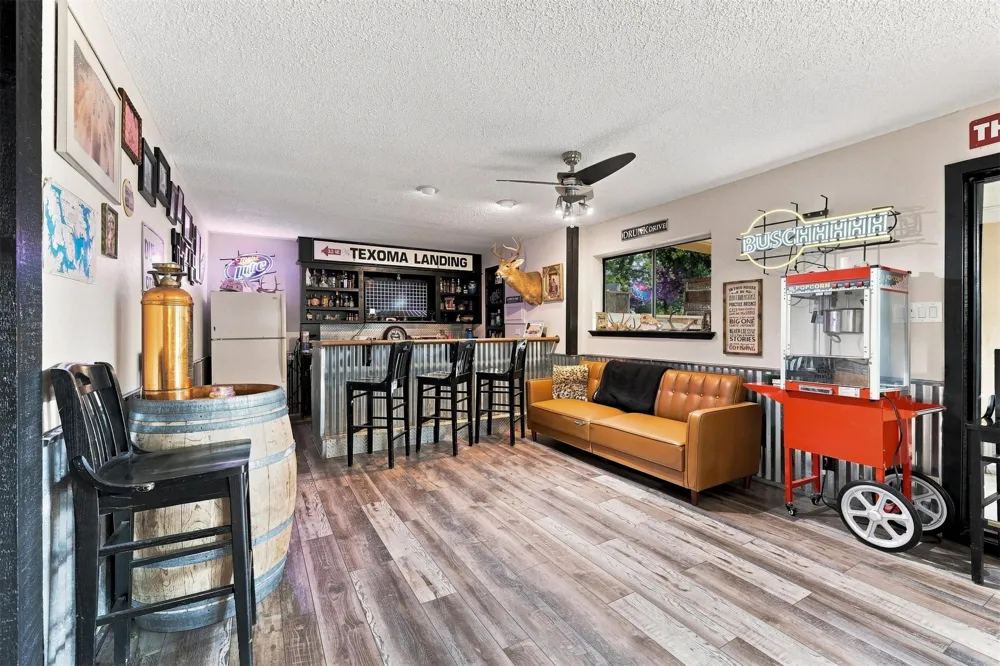 171 Woods Road Mead, OK 73449