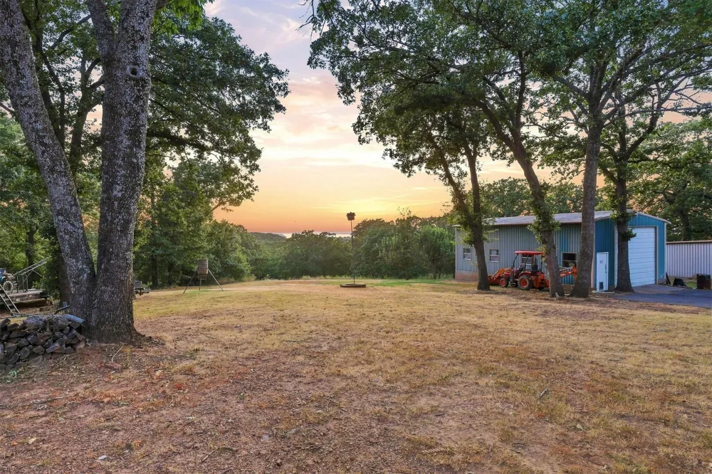 171 Woods Road Mead, OK 73449