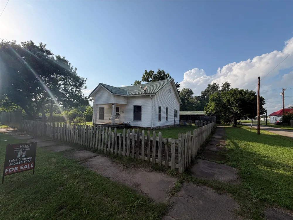 233 E 3rd Street E Pawhuska, OK 74056
