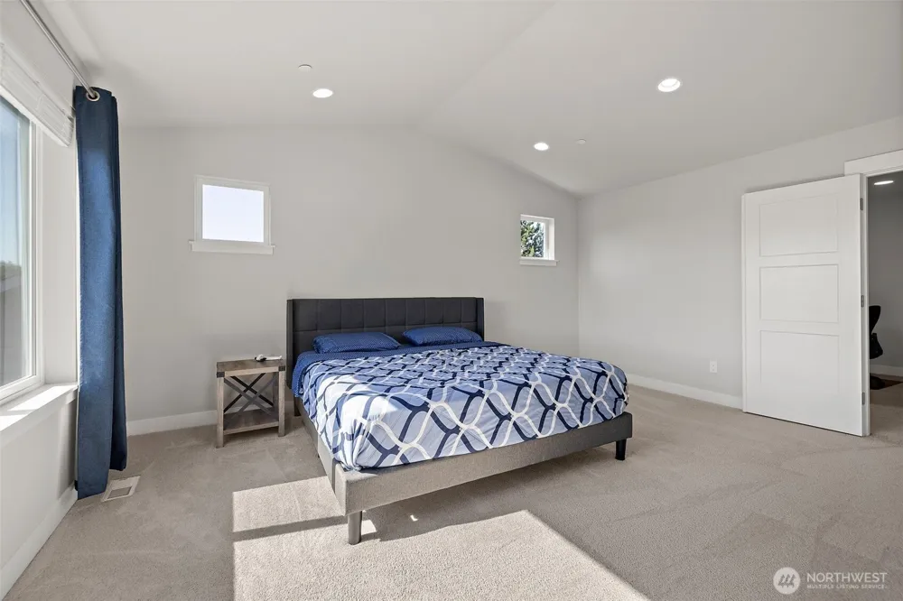 17115 11th Place W #B Lynnwood, WA 98037