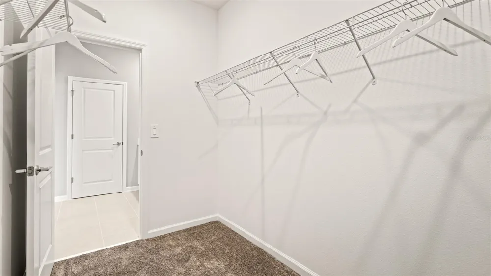 1812 RIDER RAIN LANE Apopka, FL 32703