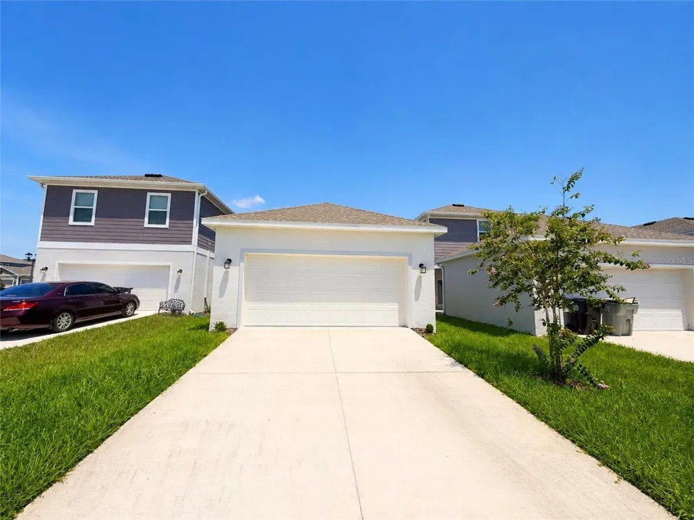 1812 RIDER RAIN LANE Apopka, FL 32703