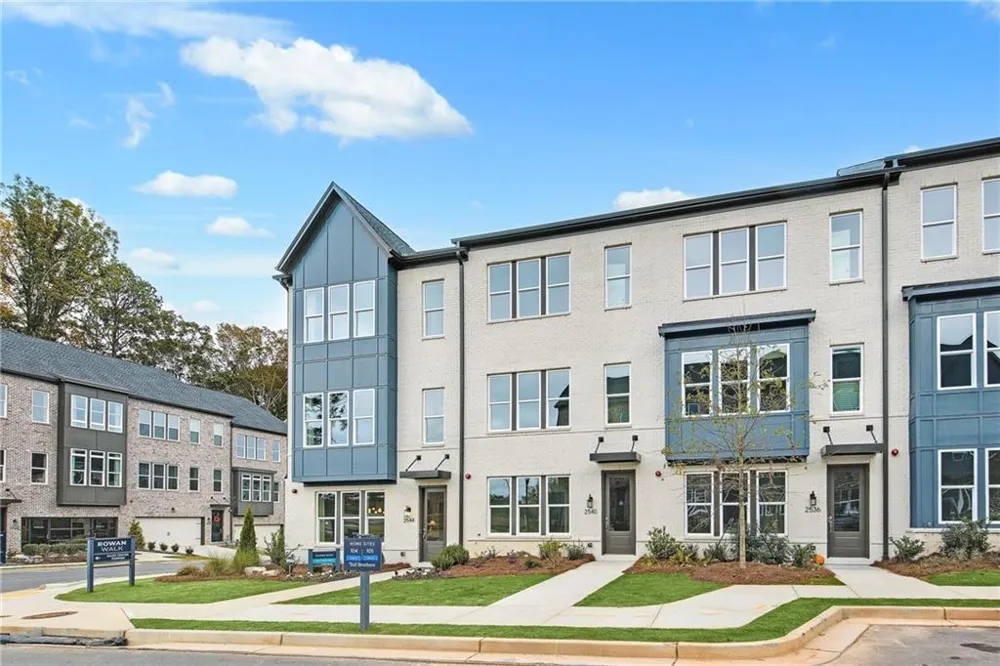 2733 Chestnut Willow Walk #61 Smyrna, GA 30080