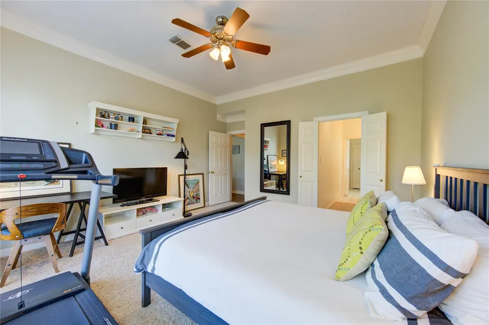 5222 Summer Snow Drive Houston, TX 77041