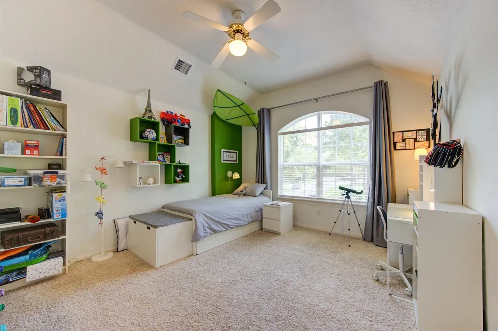 5222 Summer Snow Drive Houston, TX 77041