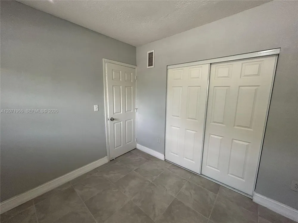1925 Madison St #5 Hollywood, FL 33020