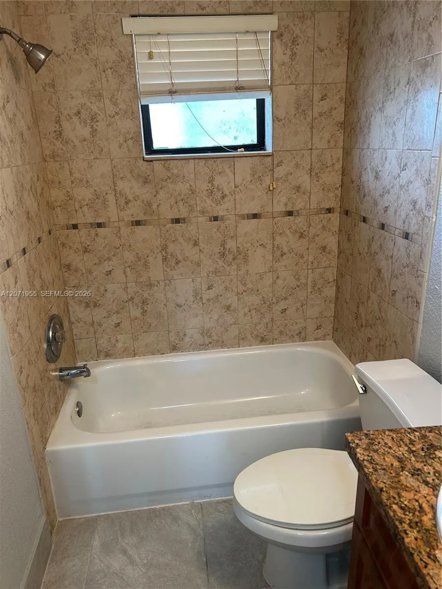 1925 Madison St #5 Hollywood, FL 33020