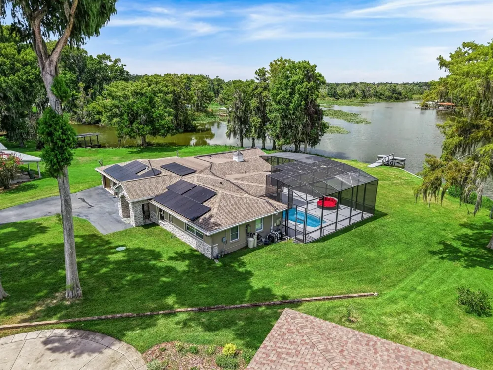 1002 LOVES POINT DRIVE Leesburg, FL 34748