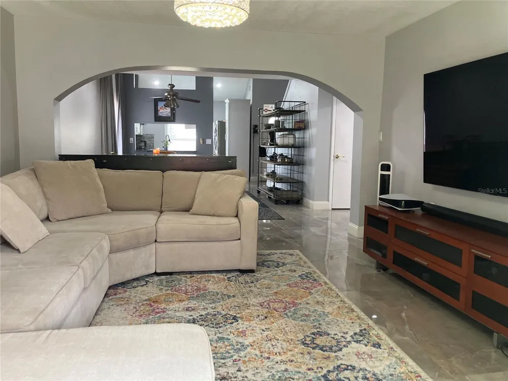 3440 LAUREL DALE DRIVE Tampa, FL 33618