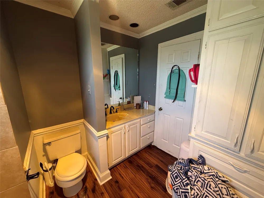 363 town east Sunnyvale, TX 75182