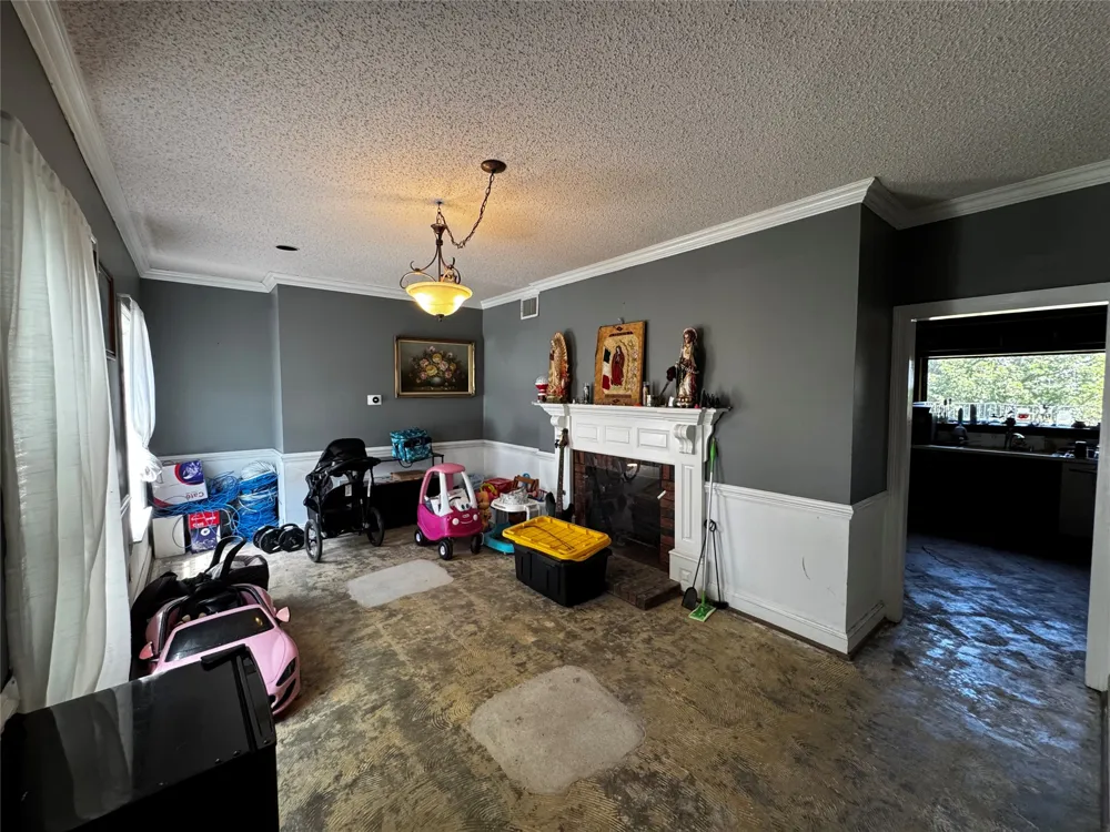 363 town east Sunnyvale, TX 75182