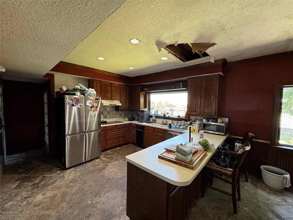 363 town east Sunnyvale, TX 75182