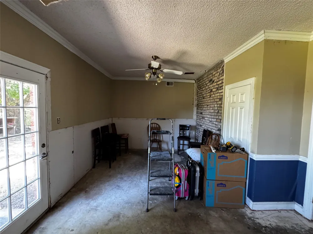 363 town east Sunnyvale, TX 75182