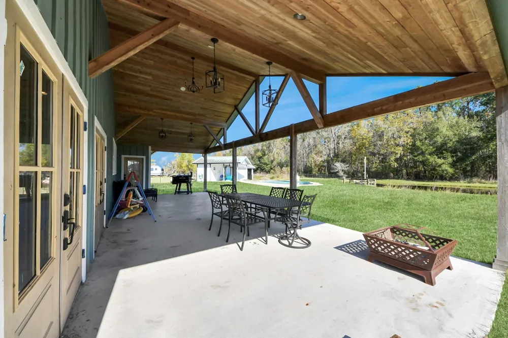 17188 Highway 321 Highway Dayton, TX 77535