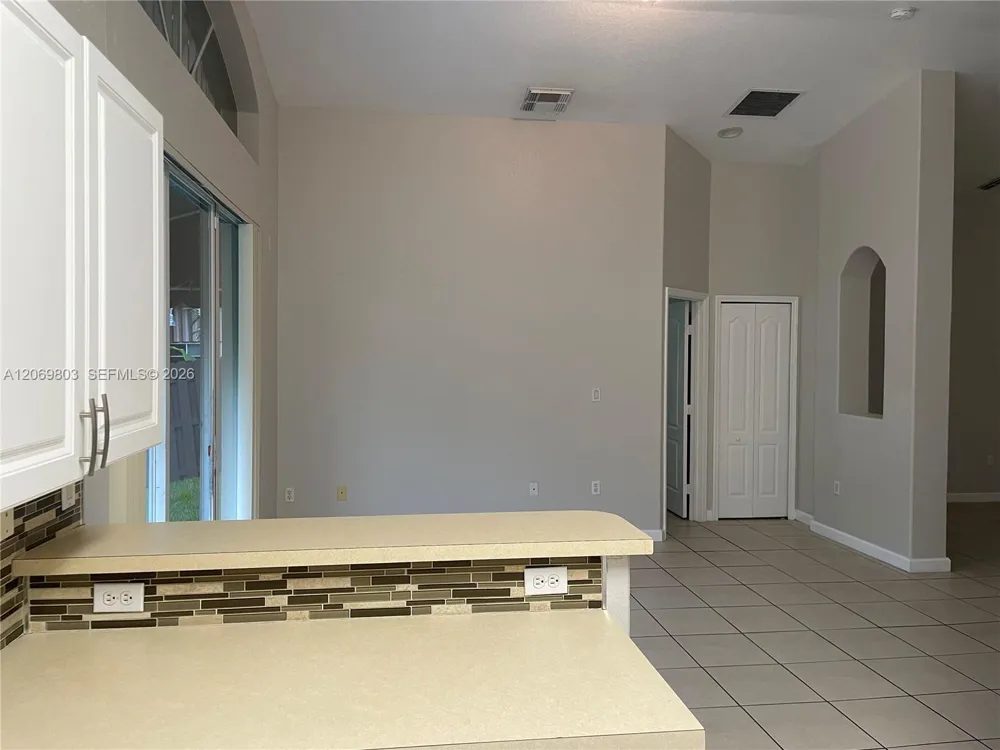 2296 SW 156th Ct #2296 Miami, FL 33185