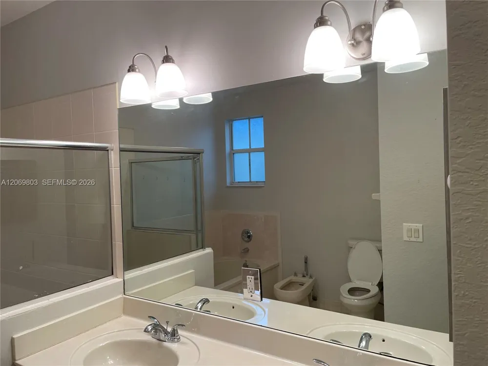 2296 SW 156th Ct #2296 Miami, FL 33185