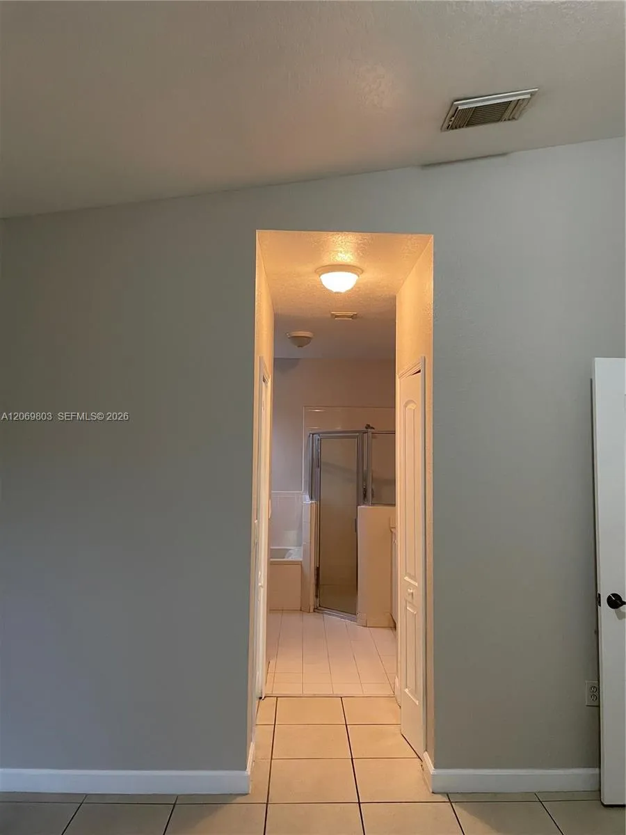 2296 SW 156th Ct #2296 Miami, FL 33185