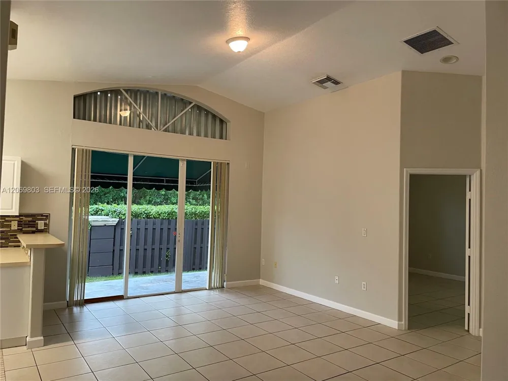 2296 SW 156th Ct #2296 Miami, FL 33185