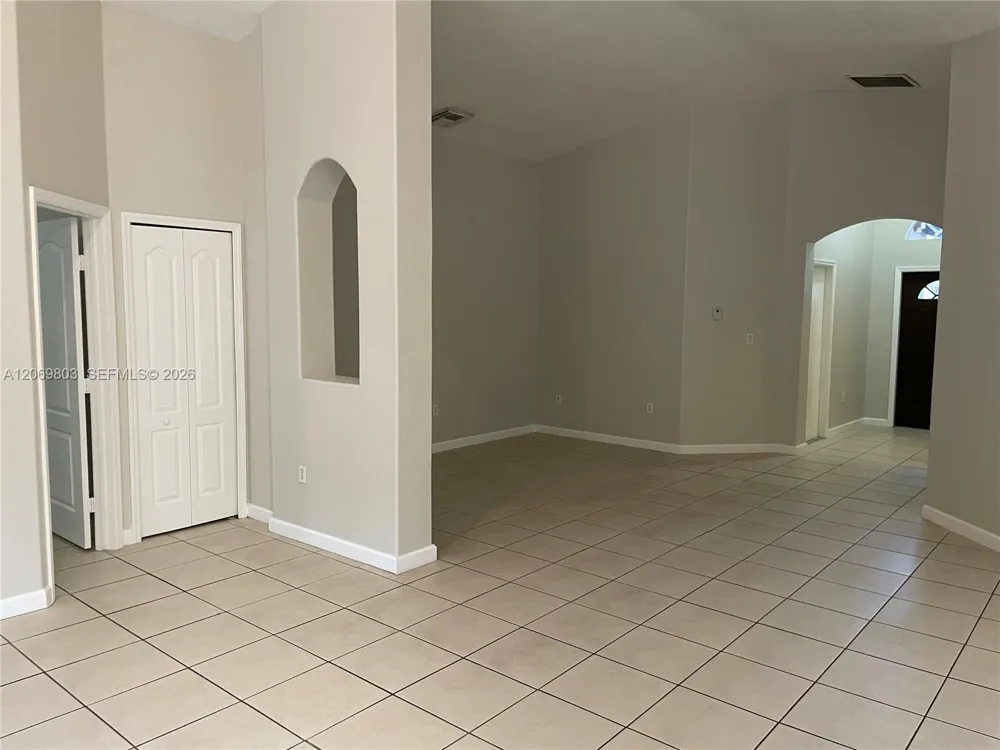 2296 SW 156th Ct #2296 Miami, FL 33185