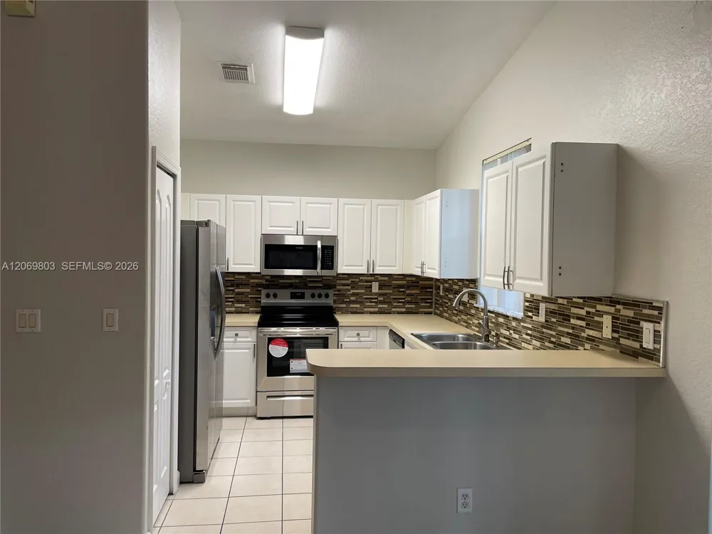 2296 SW 156th Ct #2296 Miami, FL 33185