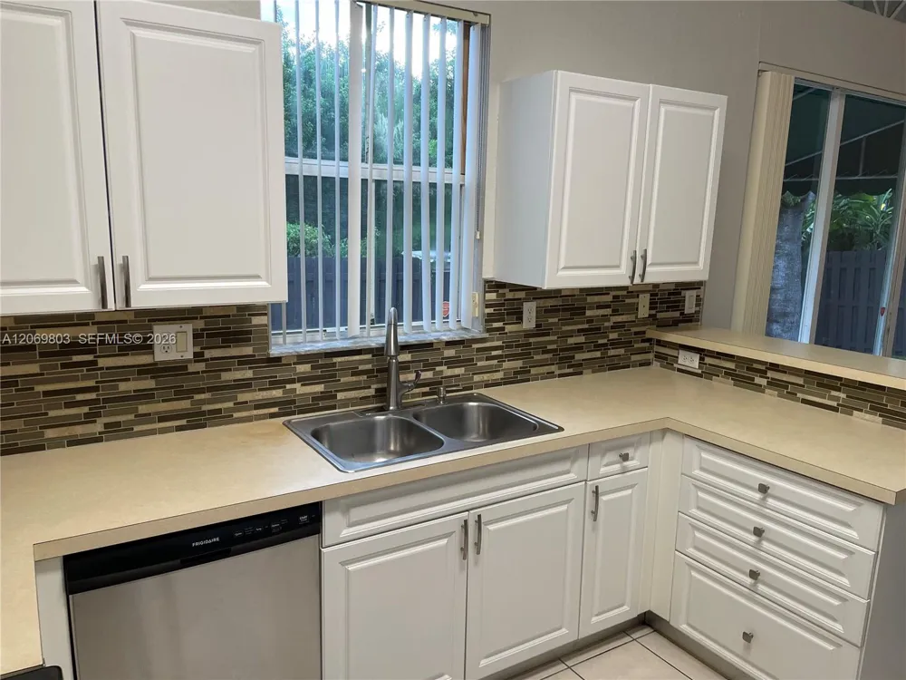 2296 SW 156th Ct #2296 Miami, FL 33185